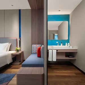 High Floor Standard Twin Room